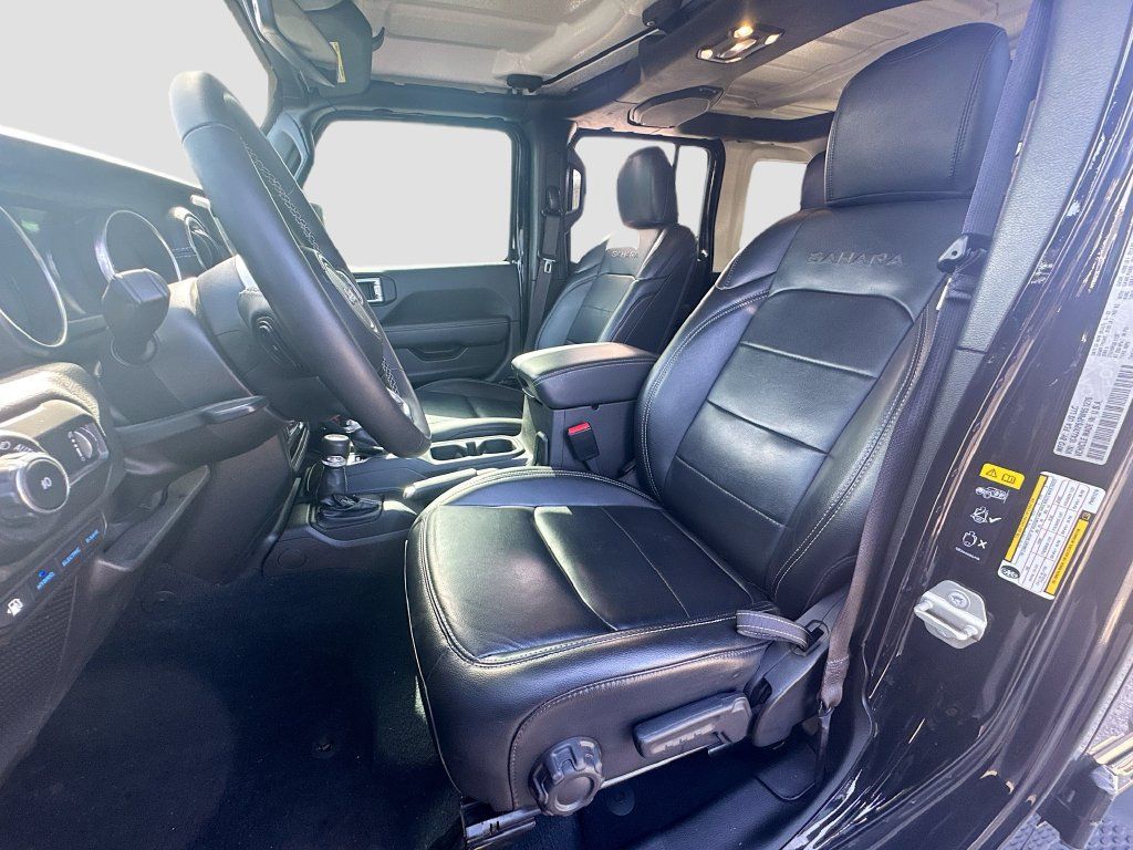 Used 2023 Jeep Wrangler Unlimited Sahara w/ Cold Weather Group AWD/4WD image 23