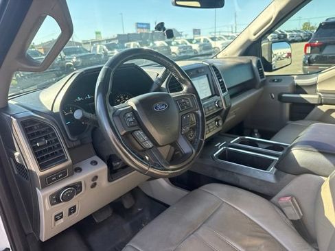 Used 2018 Ford F150 XLT w/ Equipment Group 302A Luxury AWD/4WD image 16
