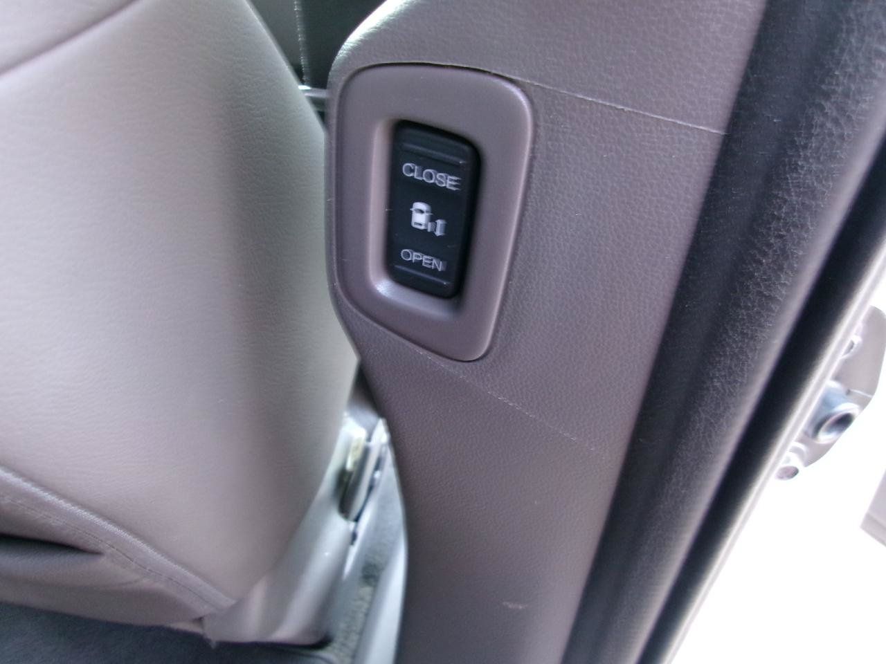 Used 2016 Honda Odyssey EX-L image 8