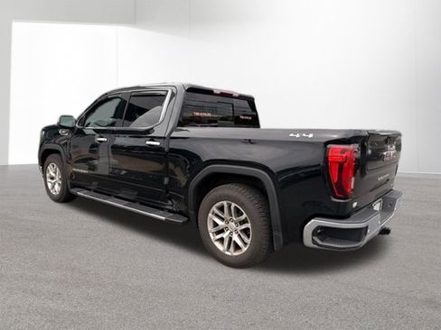 Used 2021 GMC Sierra 1500 SLT w/ SLT Premium Plus Package AWD/4WD image 4