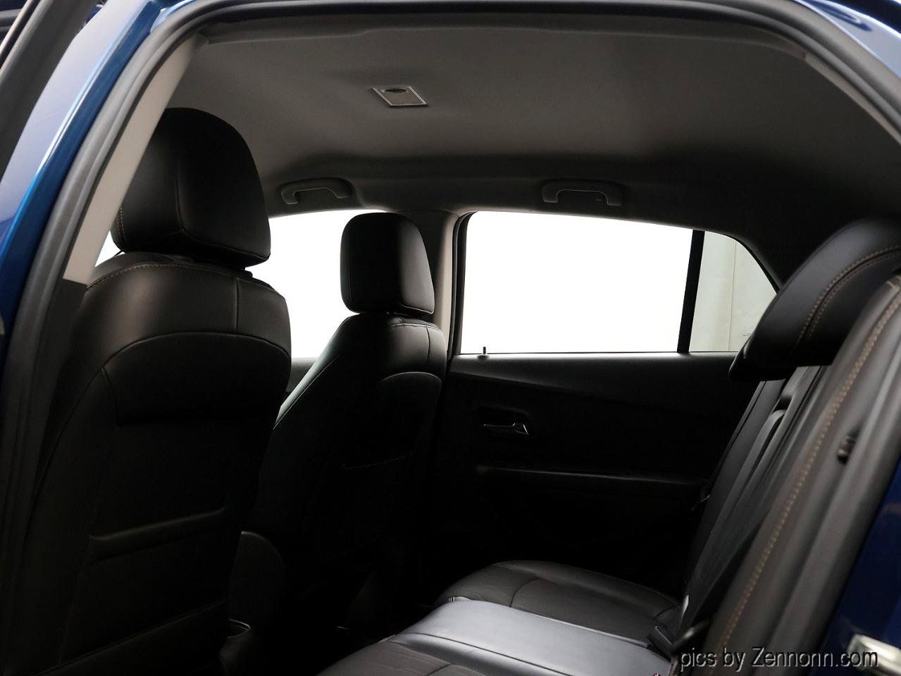 Used 2020 Chevrolet Trax LT w/ LT Convenience Package FWD image 14