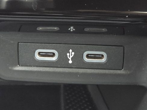 Used 2024 Volkswagen Jetta SEL image 20