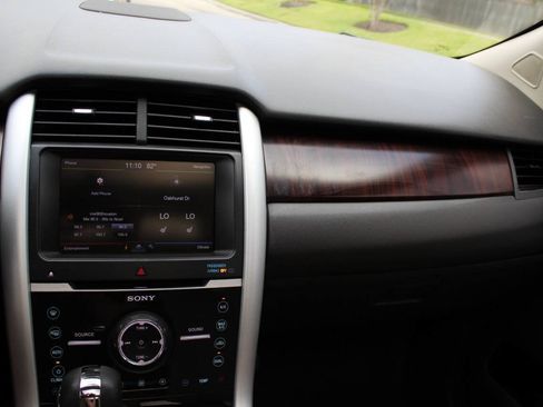 Used 2013 Ford Edge Limited FWD image 9