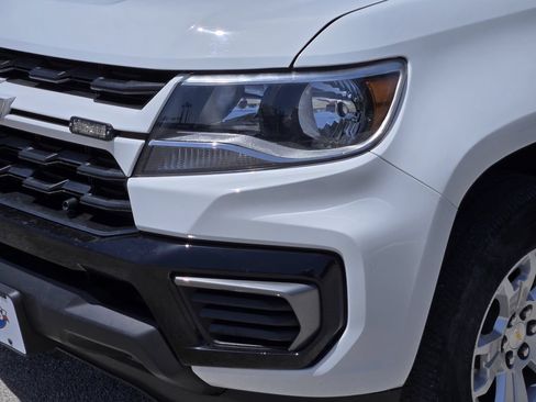 Used 2022 Chevrolet Colorado LT w/ Fleet Safety Package RWD image 9