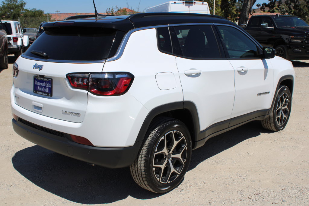New 2026 Jeep Compass Limited AWD/4WD image 4