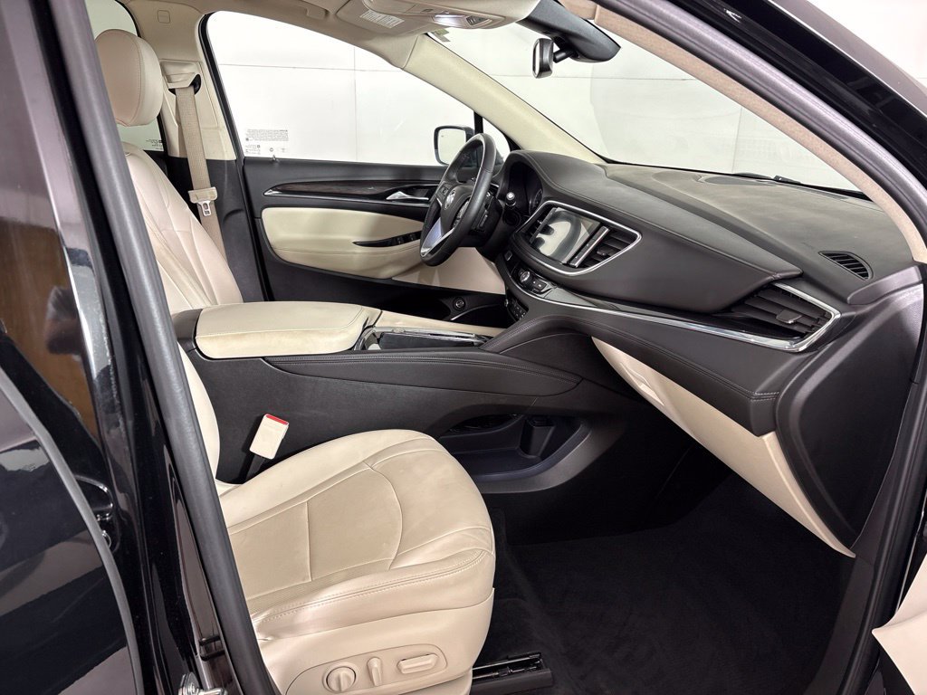 Used 2023 Buick Enclave Essence w/ Experience Buick Package FWD image 17