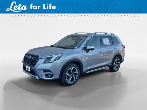 Used 2023 Subaru Forester Touring image 1