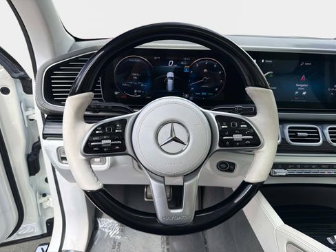 Used 2023 Mercedes-Benz Maybach GLS 600 4MATIC image 48