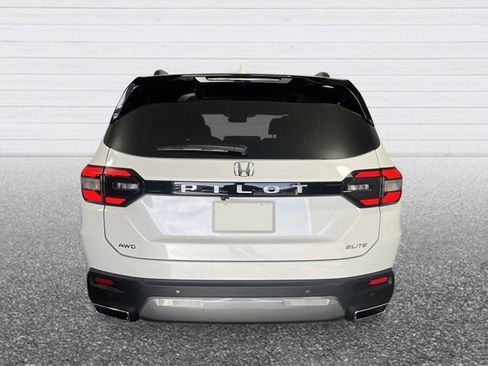 New 2026 Honda Pilot Elite image 4
