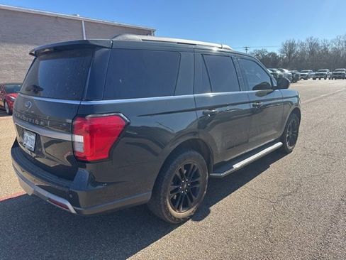 Certified 2022 Ford Expedition XLT image 15