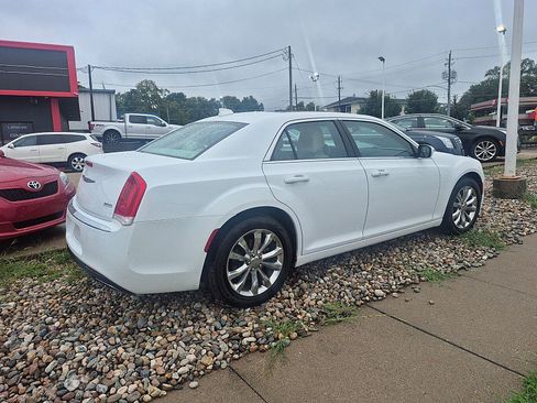 Used 2015 Chrysler 300 Limited w/ Driver Convenience Group AWD/4WD image 6