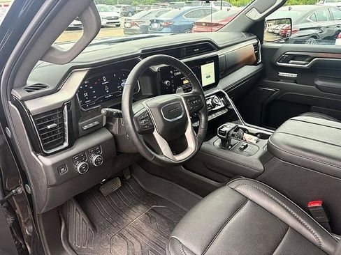 Used 2025 GMC Sierra 1500 Denali w/ Denali Reserve Package AWD/4WD image 14