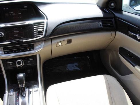 Used 2015 Honda Accord EX-L image 8