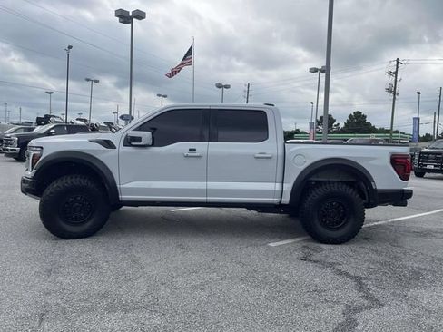 Certified 2025 Ford F150 Raptor w/ Equipment Group 803A Raptor R AWD/4WD image 6