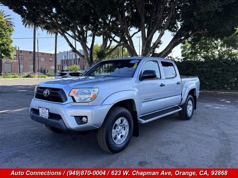Used 2012 Toyota Tacoma PreRunner w/ SR5 Pkg RWD image 2