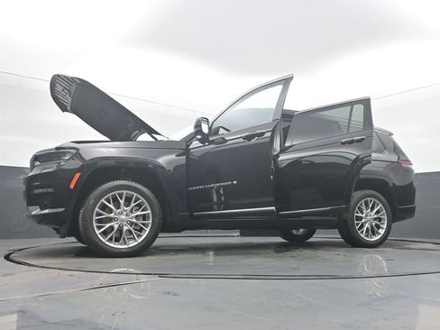 Used 2024 Jeep Grand Cherokee L Summit image 61