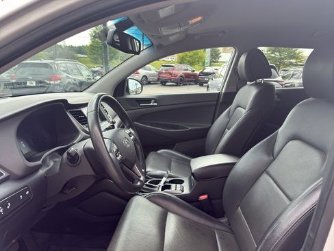 Used 2016 Hyundai Tucson Limited AWD/4WD image 9