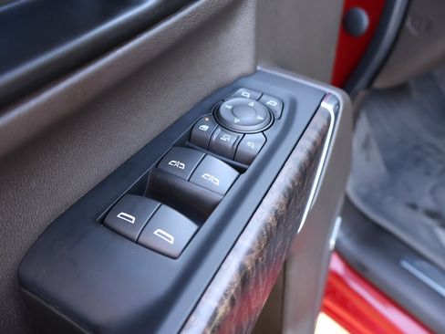 Used 2023 GMC Sierra 2500 Denali image 8