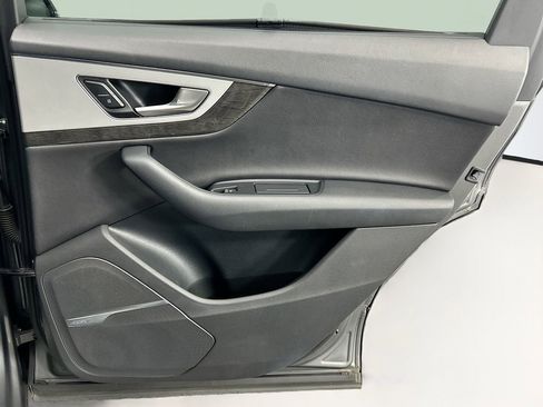 Used 2018 Audi Q7 2.0T Premium Plus w/ Premium Plus Package image 26