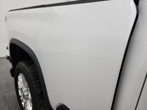 Used 2022 Chevrolet Silverado 2500 High Country w/ Safety Package II image 33