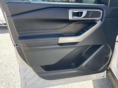 Used 2023 Ford Explorer XLT w/ Equipment Group 202A image 16