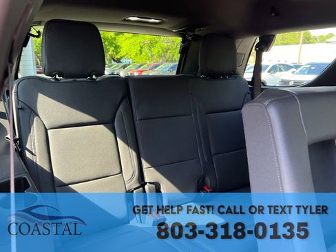 Used 2025 Chevrolet Tahoe Z71 AWD/4WD image 27