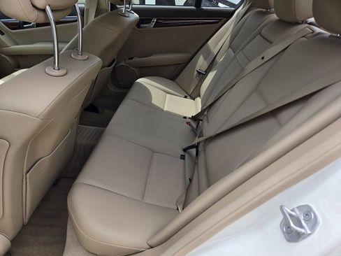 Used 2011 Mercedes-Benz C 300 Sedan image 17