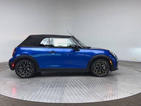 New 2026 MINI Cooper S image 9
