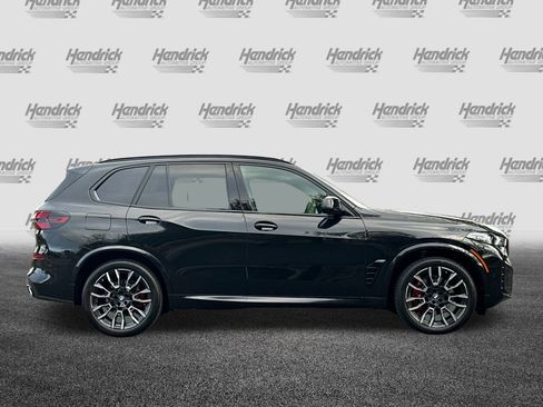 Used 2026 BMW X5 xDrive40i w/ M Sport Package image 3