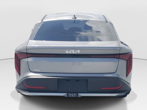 Used 2025 Kia K4 FWD image 6