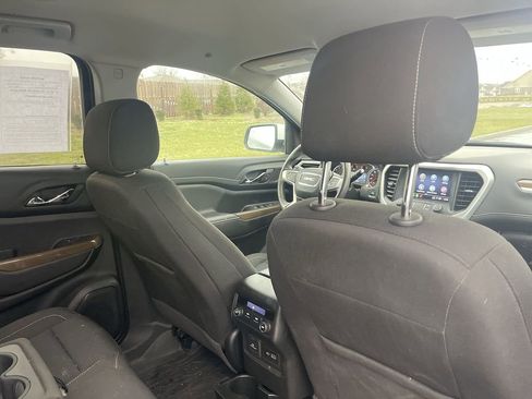 Used 2023 GMC Acadia SLE w/ Driver Convenience Package image 39