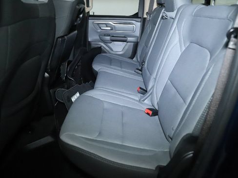 Used 2019 RAM 1500 Big Horn AWD/4WD image 14