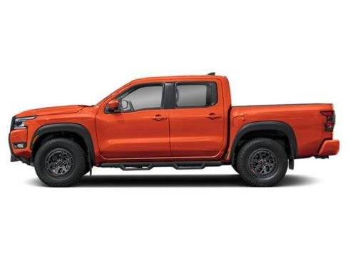 Used 2025 Nissan Frontier PRO-4X AWD/4WD image 6