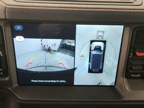 New 2025 Ford Bronco Raptor image 16