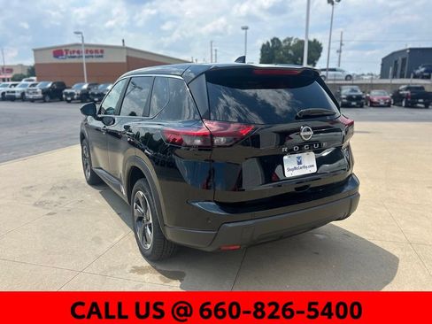 Used 2025 Nissan Rogue SV FWD image 10