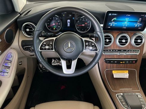 Certified 2022 Mercedes-Benz GLC 300 4MATIC image 19