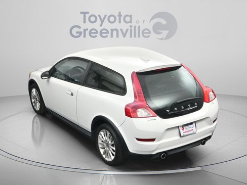 Used 2011 Volvo C30 T5 w/ Climate Pkg image 9