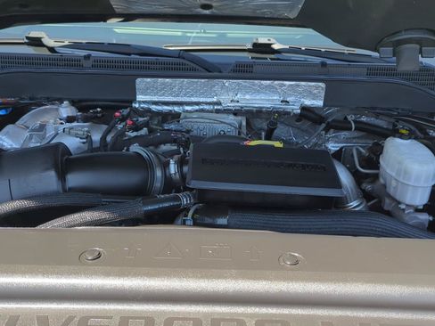 Used 2019 Chevrolet Silverado 2500 LTZ w/ Duramax Plus Package AWD/4WD image 10