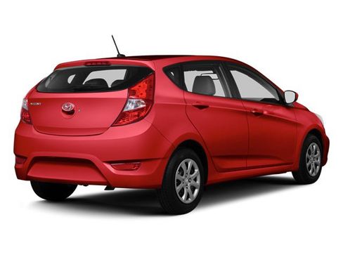 Used 2013 Hyundai Accent SE FWD image 3