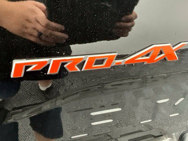 Used 2022 Nissan Frontier PRO-4X AWD/4WD image 26