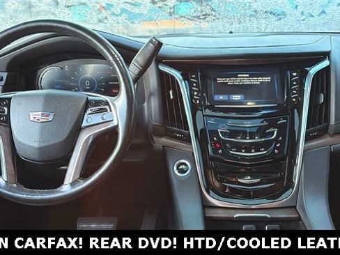 Used 2017 Cadillac Escalade Premium Luxury image 6