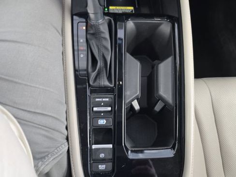 Used 2025 Honda Accord Touring image 21