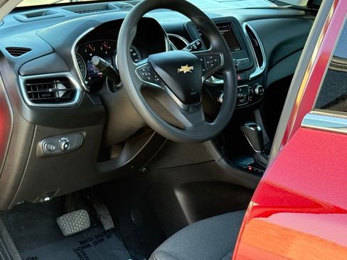 Used 2020 Chevrolet Equinox LT image 7