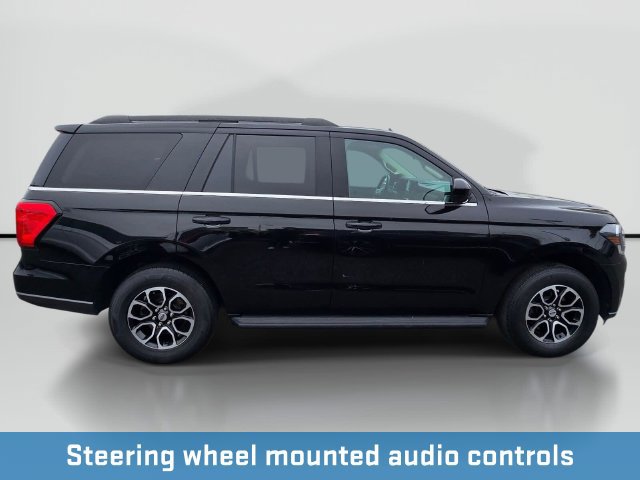 Used 2024 Ford Expedition XLT AWD/4WD image 7