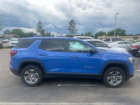Used 2025 GMC Terrain Elevation AWD/4WD image 7