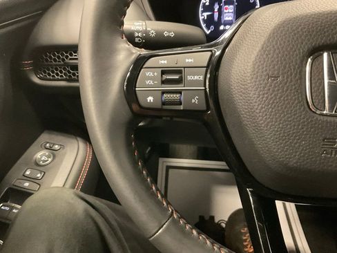 Used 2024 Honda HR-V Sport image 22