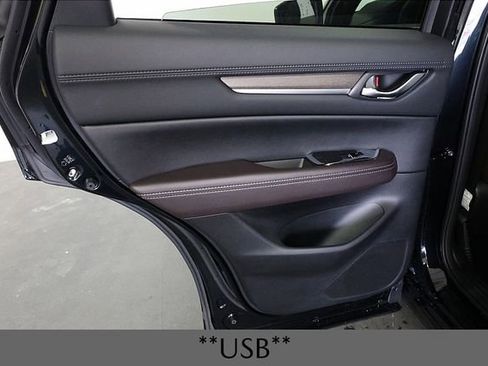 New 2025 MAZDA CX-5 Signature image 19