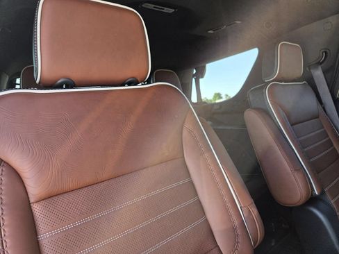 Used 2023 GMC Yukon Denali Ultimate w/ LPO, Floor Liner Package AWD/4WD image 31