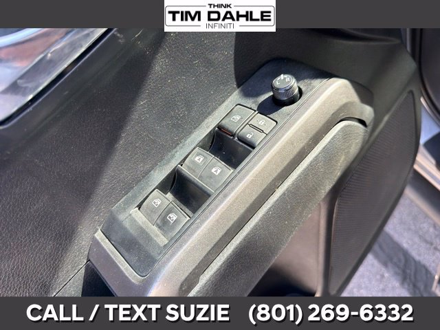 Used 2021 Toyota Tacoma TRD Off-Road AWD/4WD image 13