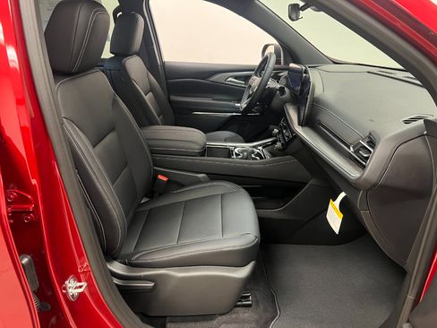 New 2026 Chevrolet Traverse LT image 27